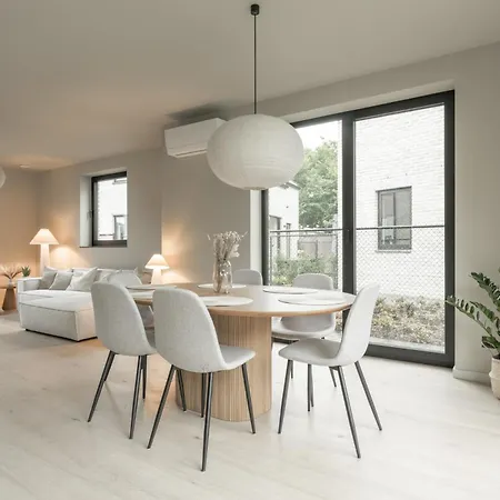 Aan De Maas - Vakantiewoning Leenhof Feriehus Kinrooi